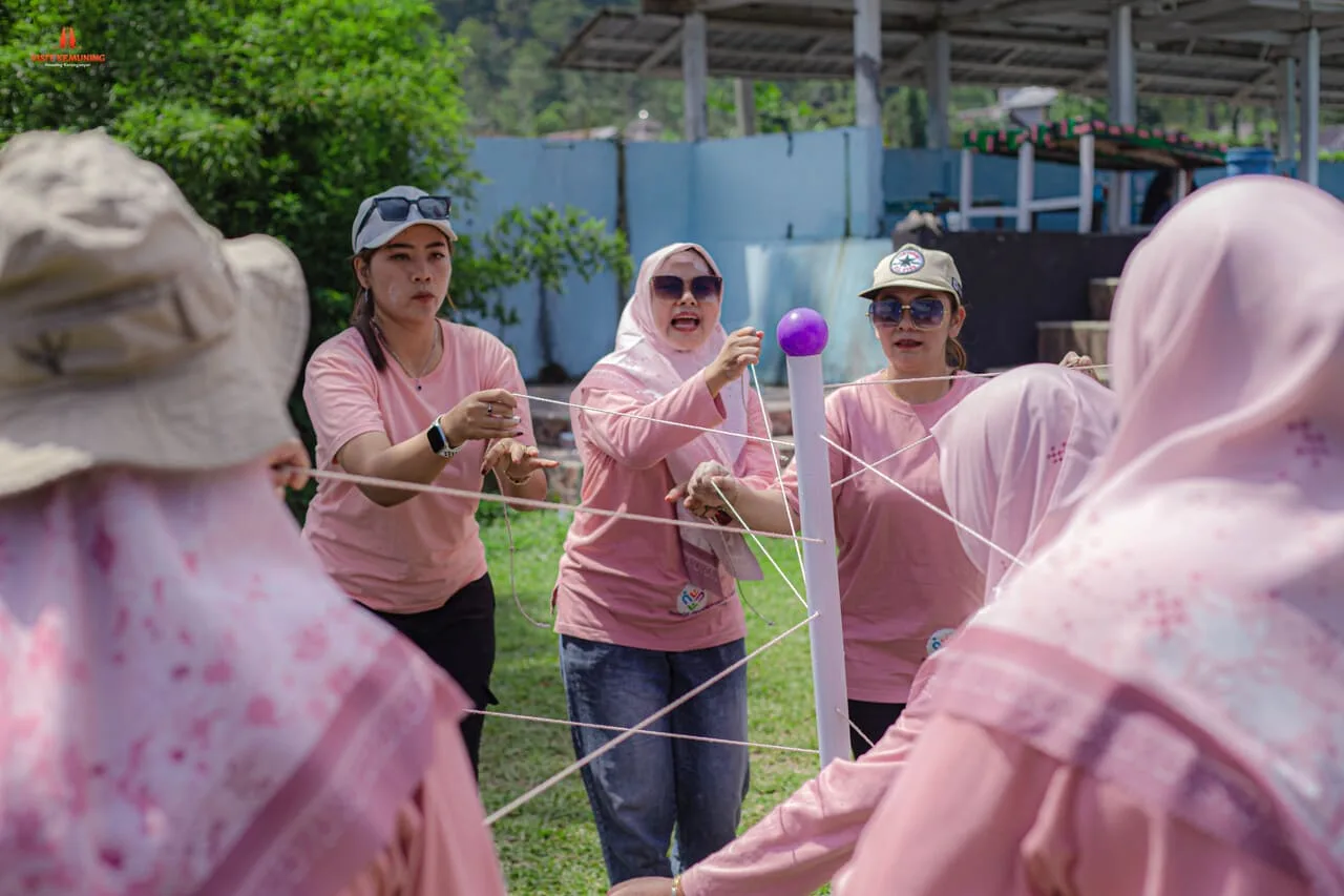 Fun game menggunakan alat yang proper